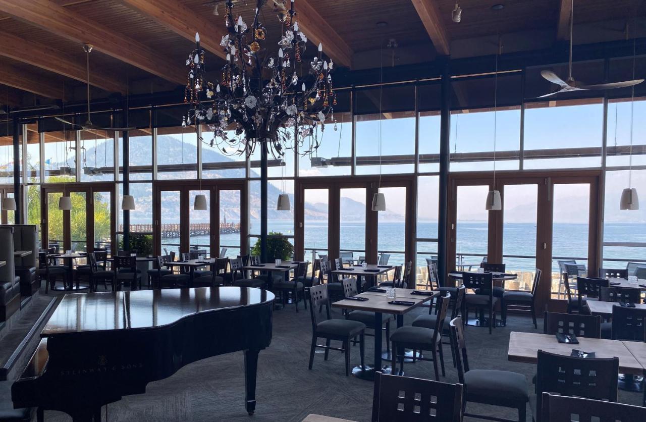Lakeside Resort